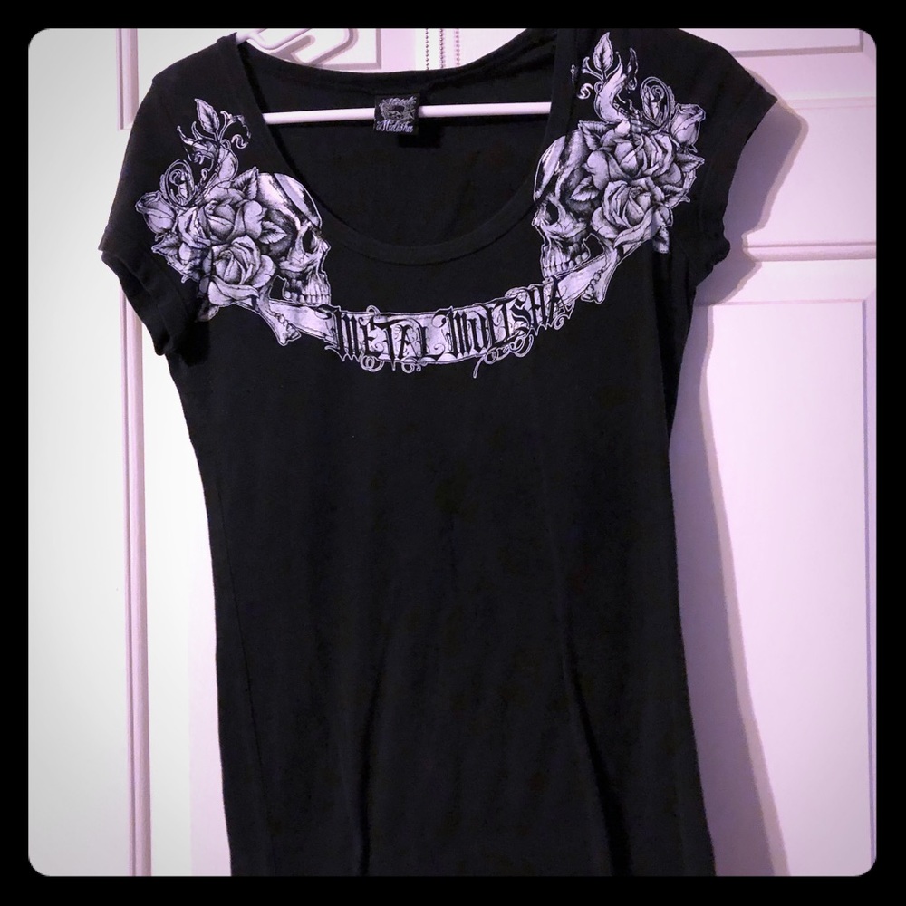 Black tee